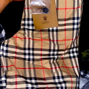 I’m selling boys size 12 youth Burberry shorts
